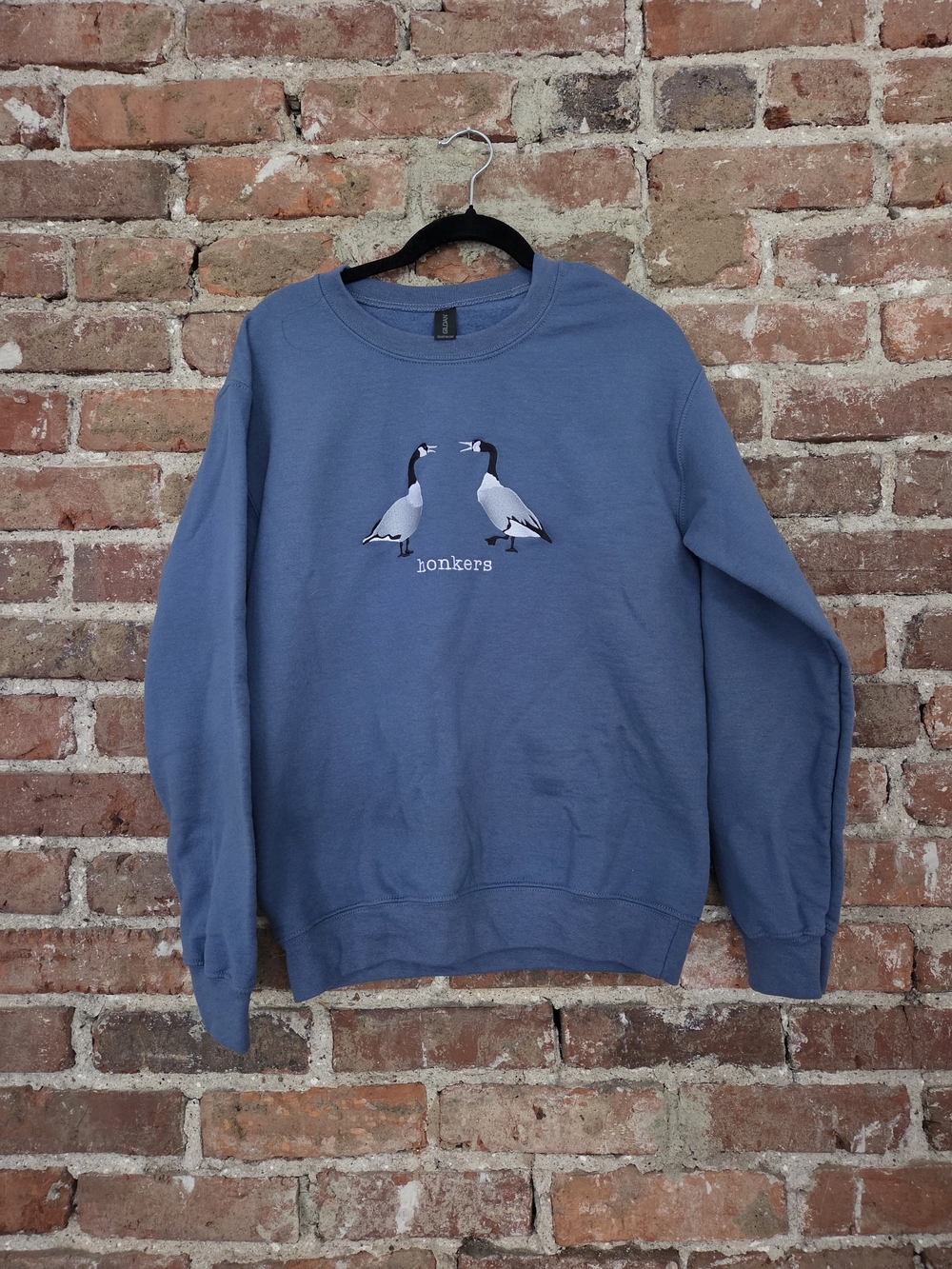 Gildan Slate Blue Crewneck Novelty Bird Sweatshirt NWOT.